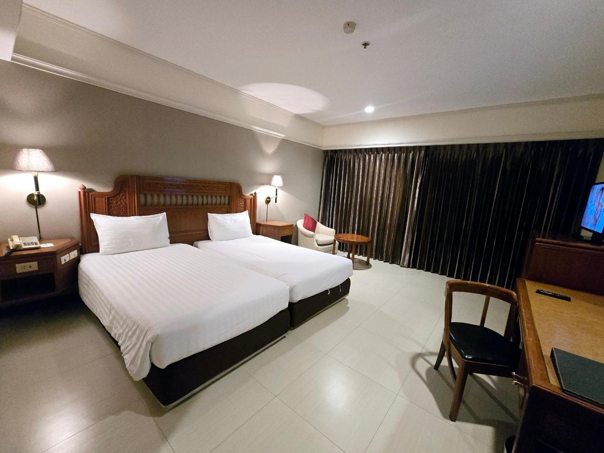 Loei Palace Hotel Exterior photo